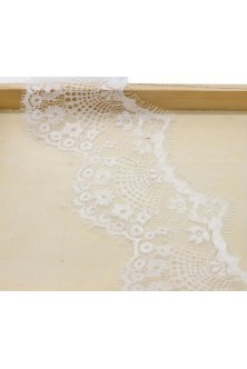 Set realizat din Camasa din French Satin negru cu Dantela Chantilly, Fusta din Tafta elastica, accesoriu cadou 