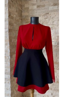 Set realizat din Bluza din French Satin rosu cu dantela Chantilly si Fusta in clos si Tafta neagra, cu fundita